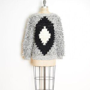 vintage 80s sweater shaggy loop fringe black white bullseye diamond top shirt M